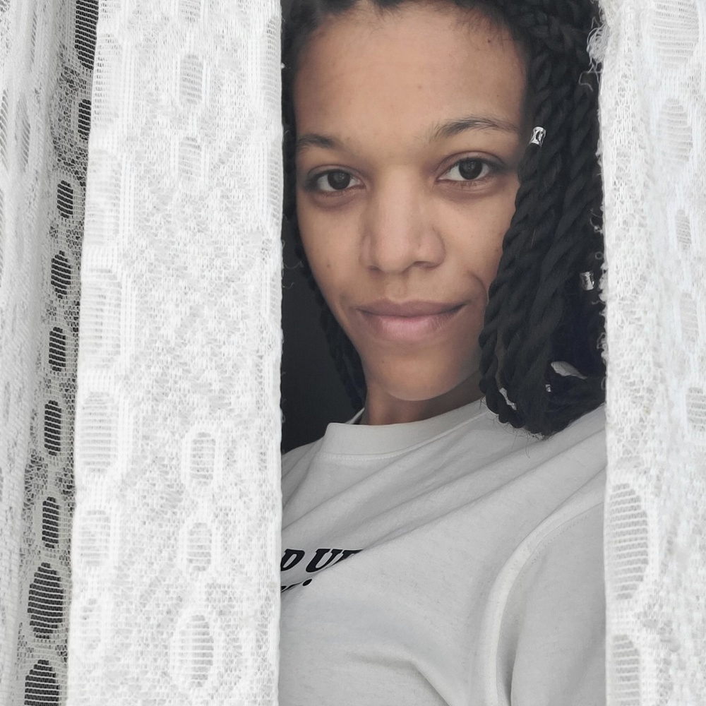 Meet your Posher, Carmen